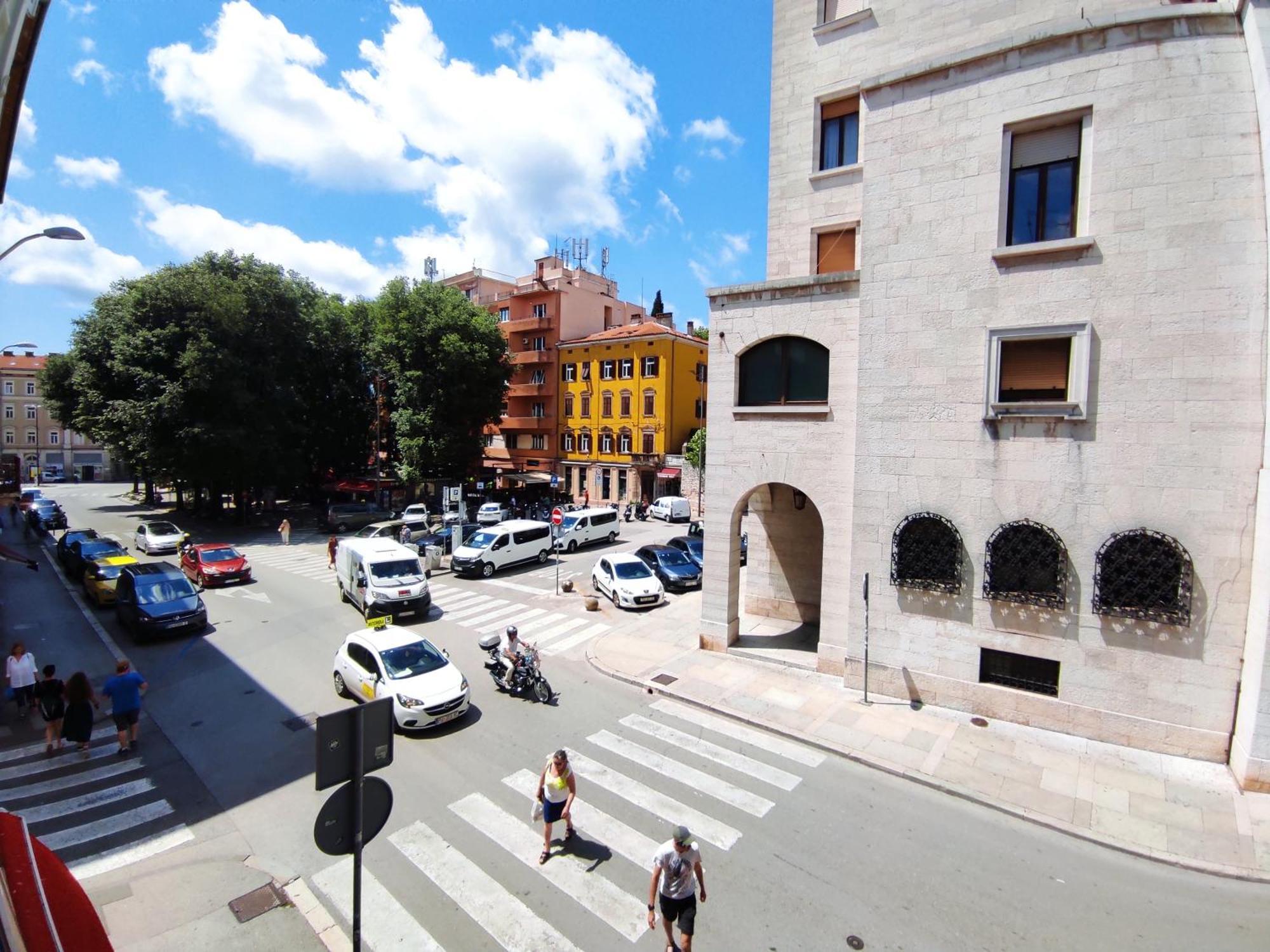 Papavero Rooms Pula Buitenkant foto